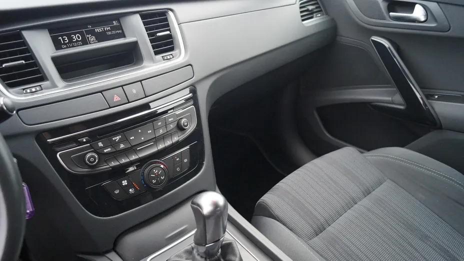 PEUGEOT 508 -