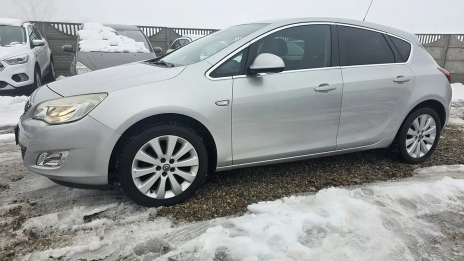 OPEL Astra -
