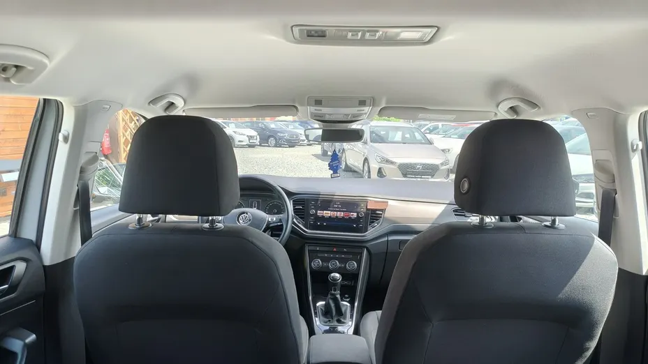 VOLKSWAGEN T-ROC -