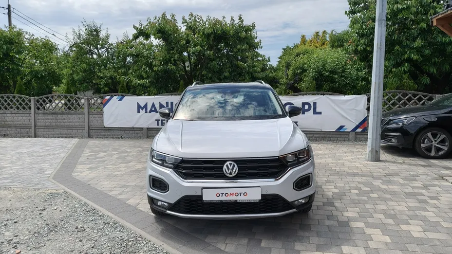 VOLKSWAGEN T-ROC -