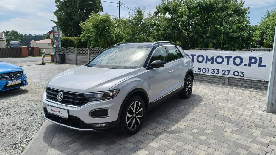 VOLKSWAGEN T-ROC -