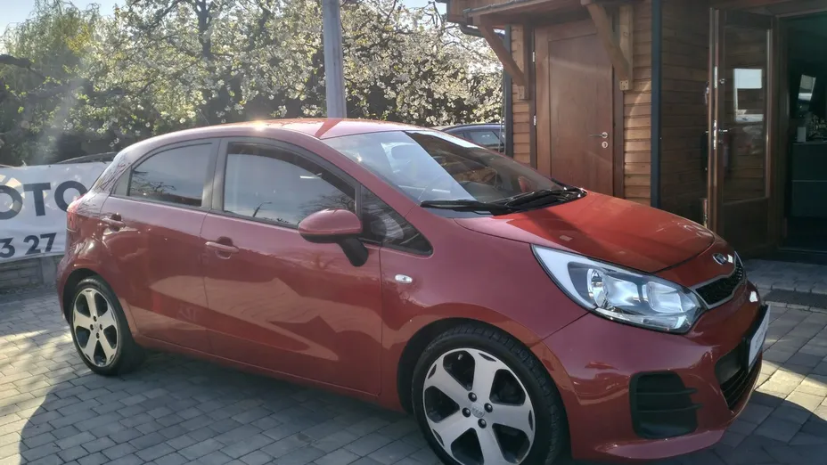 KIA Rio -