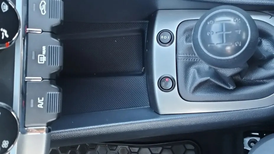 KIA Rio -