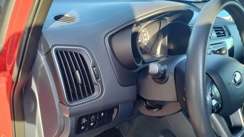 KIA Rio -