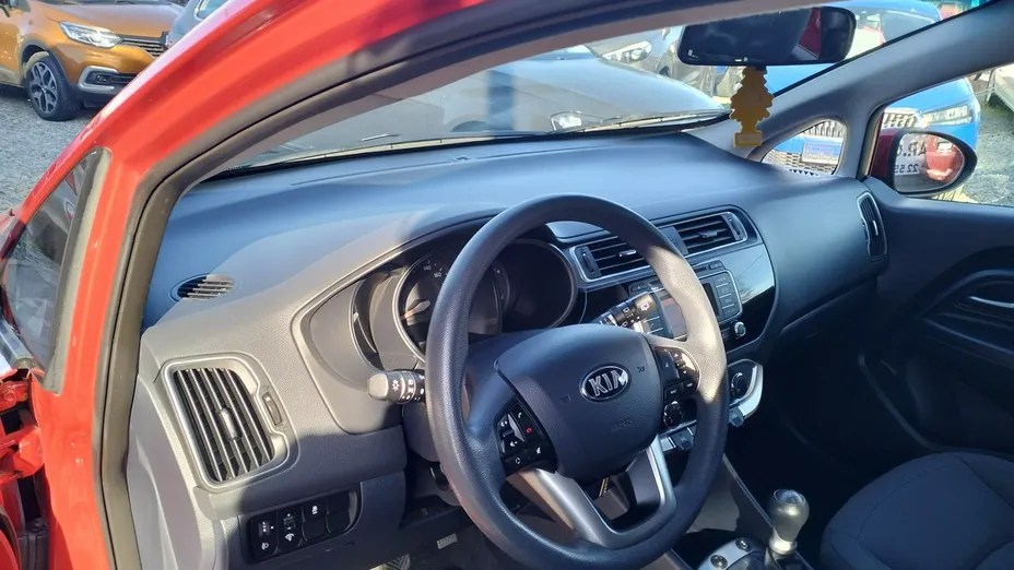 KIA Rio -