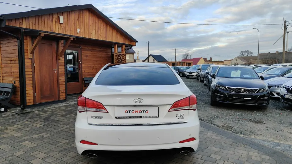 HYUNDAI i40 -