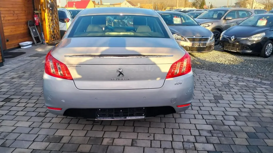 PEUGEOT 508 -