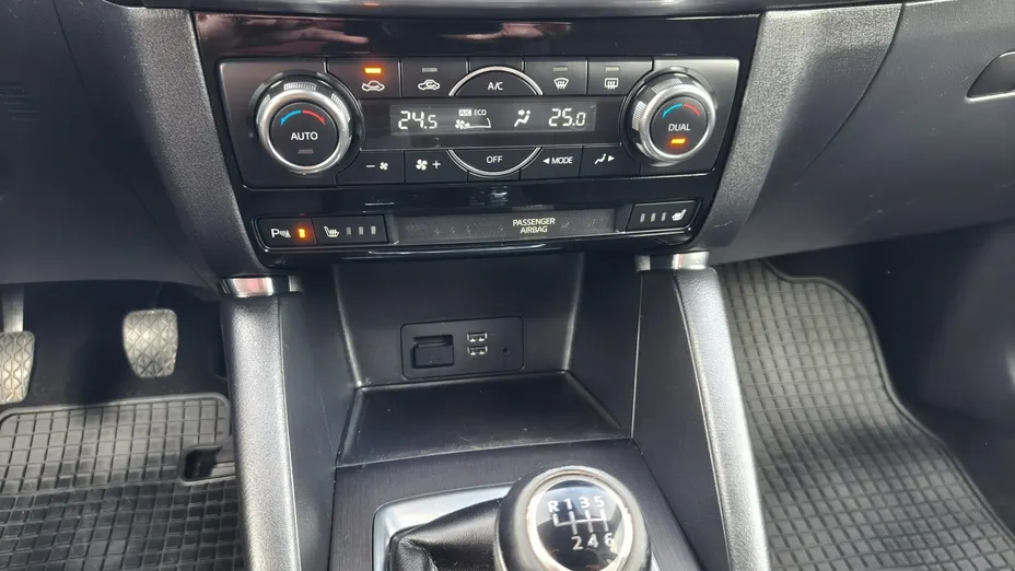 MAZDA CX-5 -