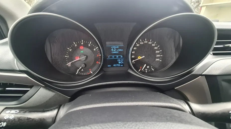 TOYOTA Avensis -