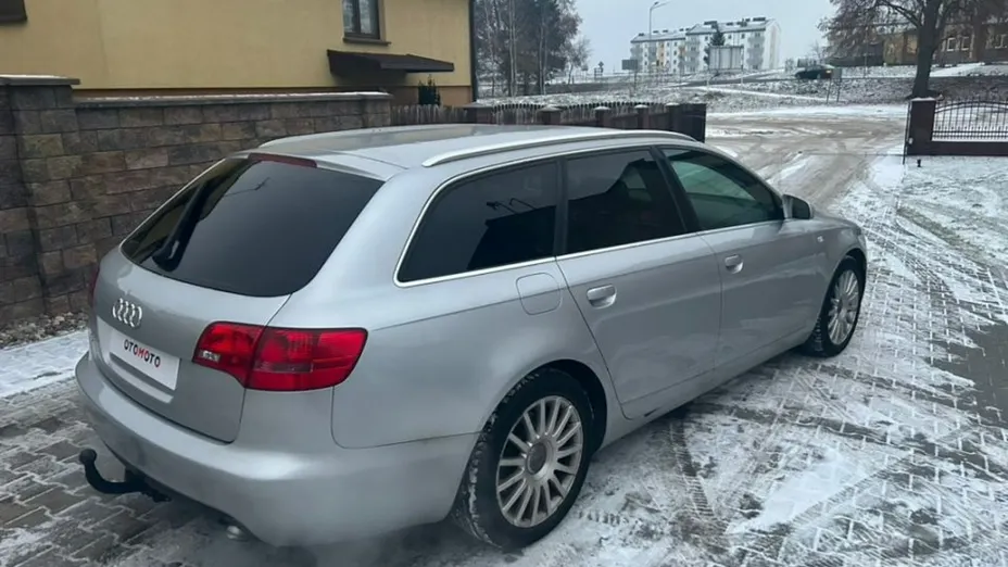 AUDI A6 Avant -