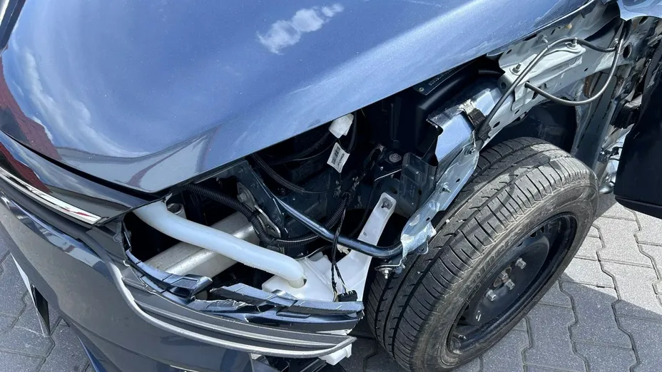 RENAULT Clio -