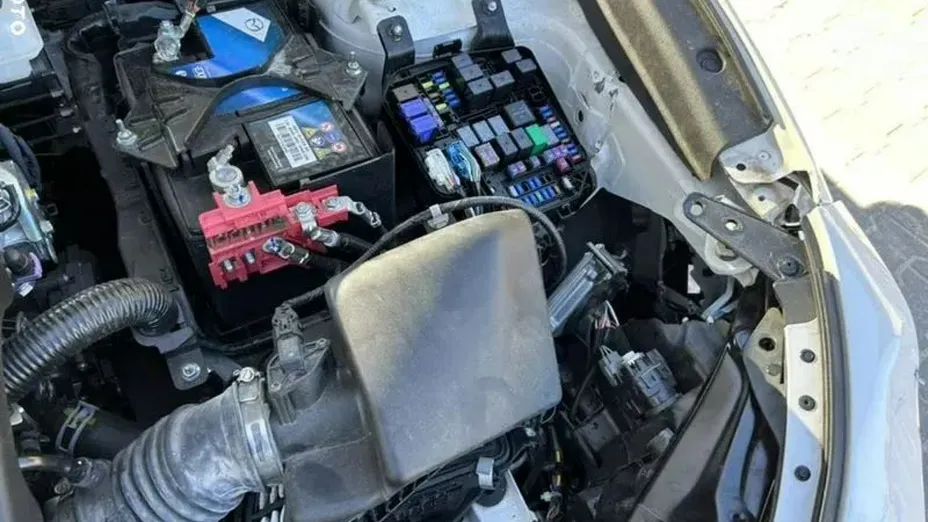 MAZDA CX-30 -