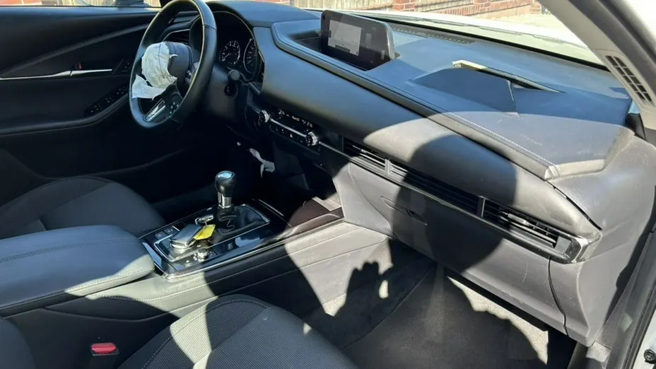 MAZDA CX-30 -