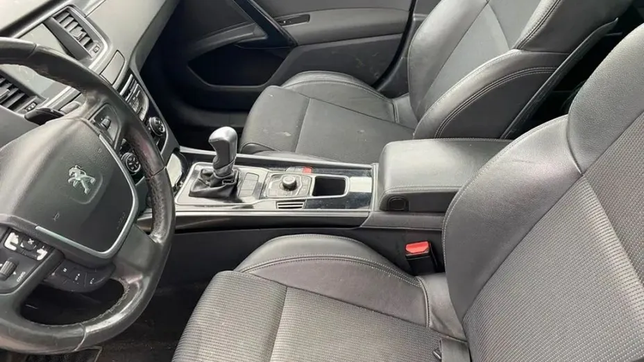 PEUGEOT 508 -