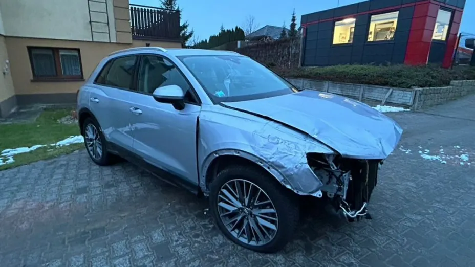 AUDI Q3 -