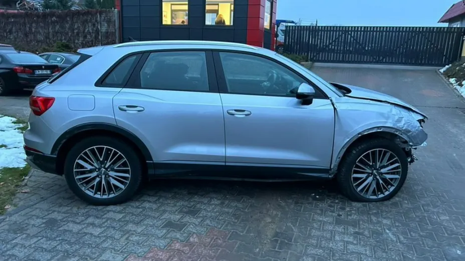 AUDI Q3 -