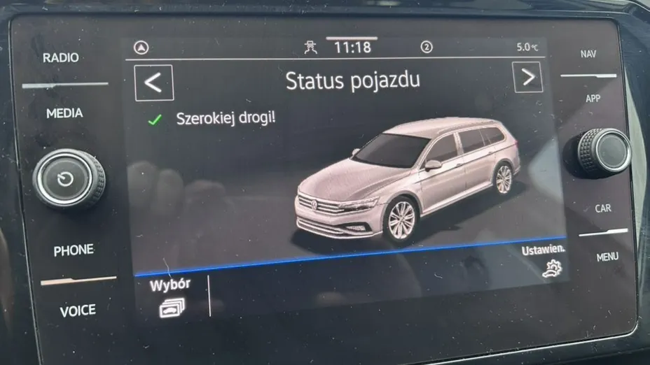 VOLKSWAGEN Passat -
