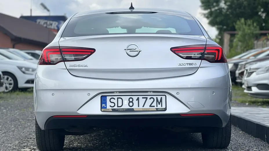 OPEL Insignia -