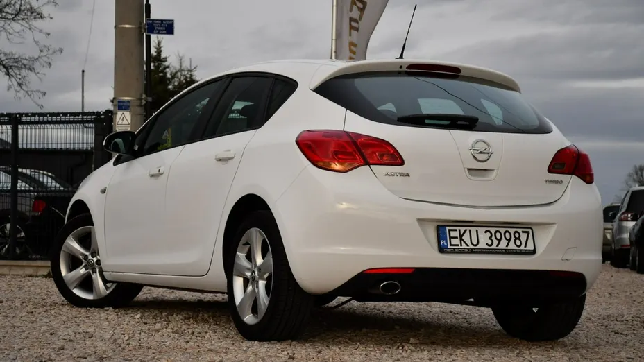 OPEL Astra -