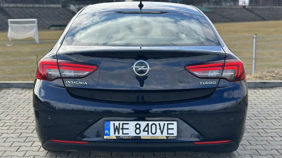OPEL Insignia -