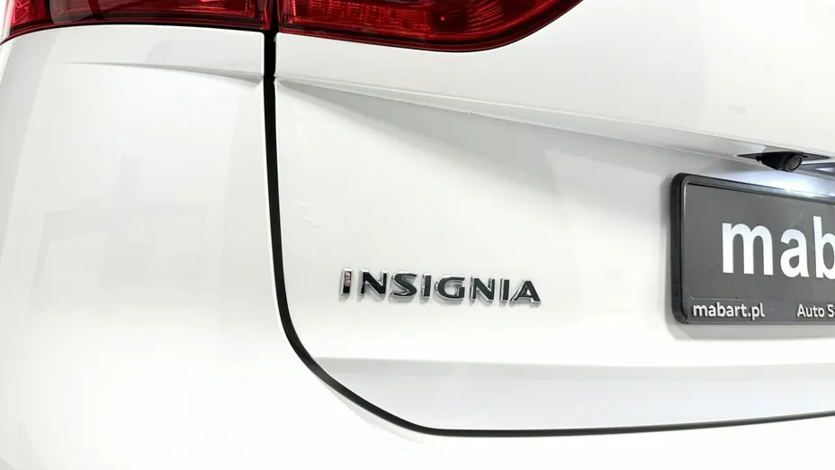 OPEL Insignia -