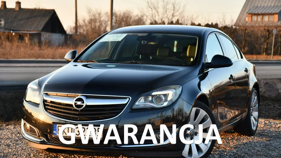 OPEL Insignia -