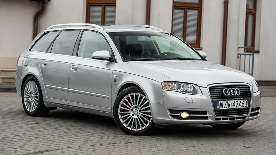 AUDI A4 -