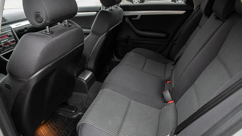 AUDI A4 -