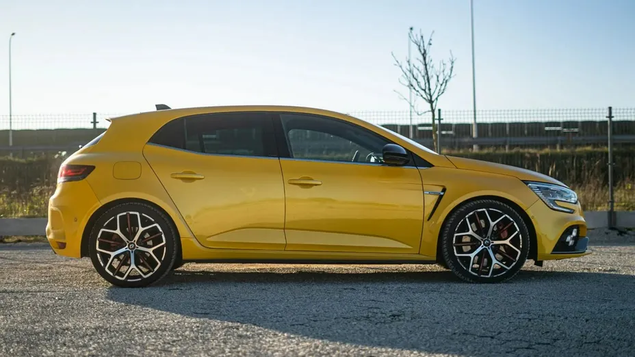 RENAULT Megane -
