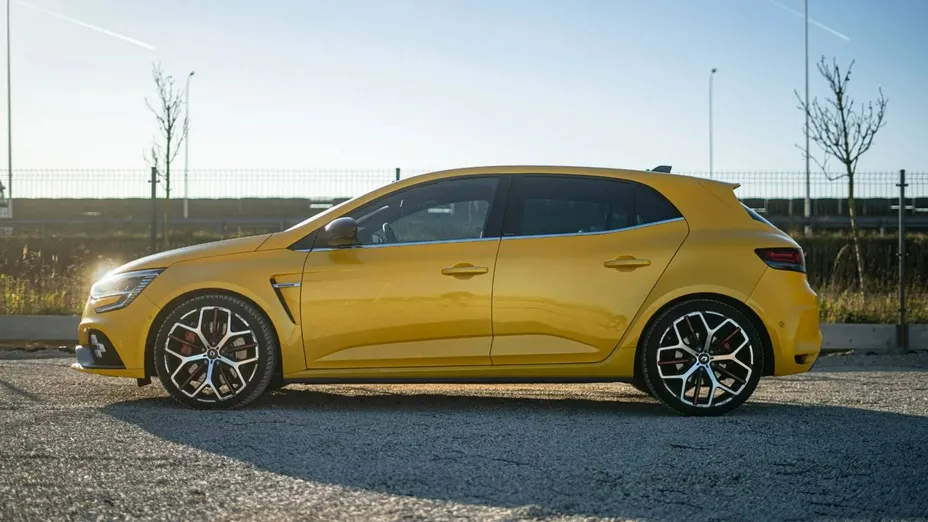 RENAULT Megane -