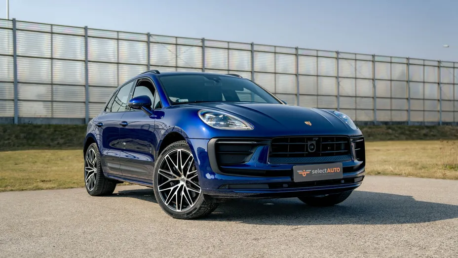 PORSCHE Macan -