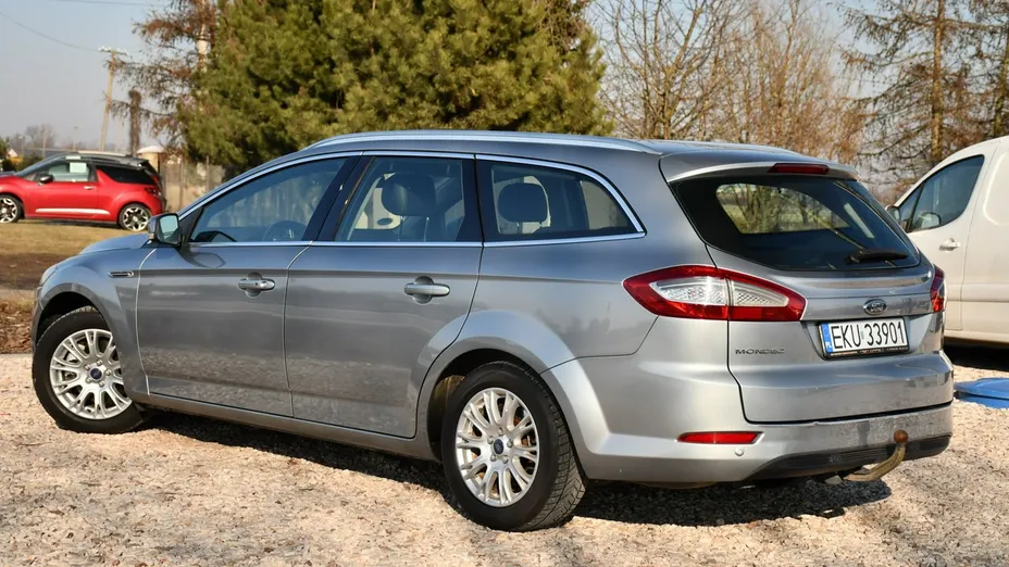 FORD Mondeo -