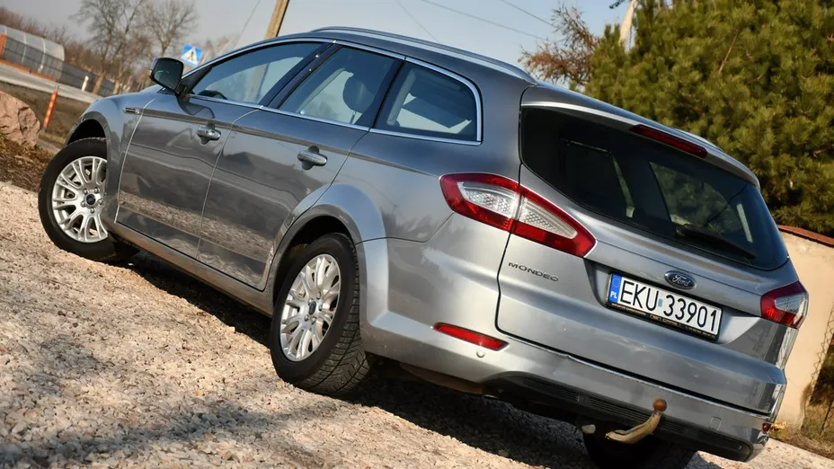 FORD Mondeo -