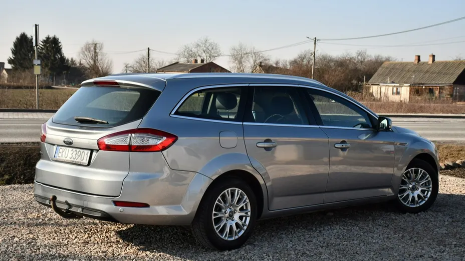 FORD Mondeo -