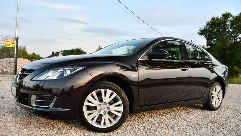 MAZDA 6 -