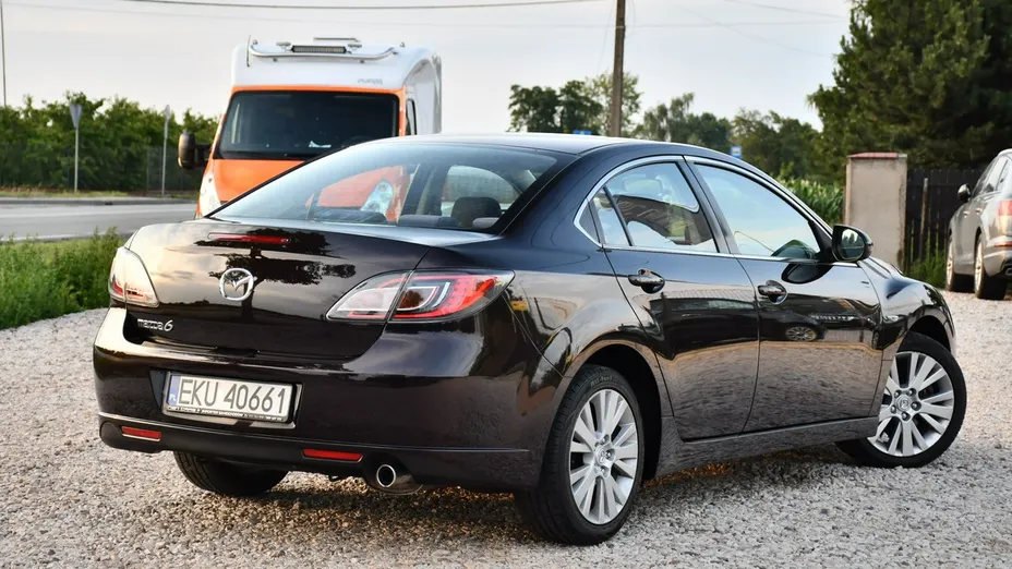 MAZDA 6 -