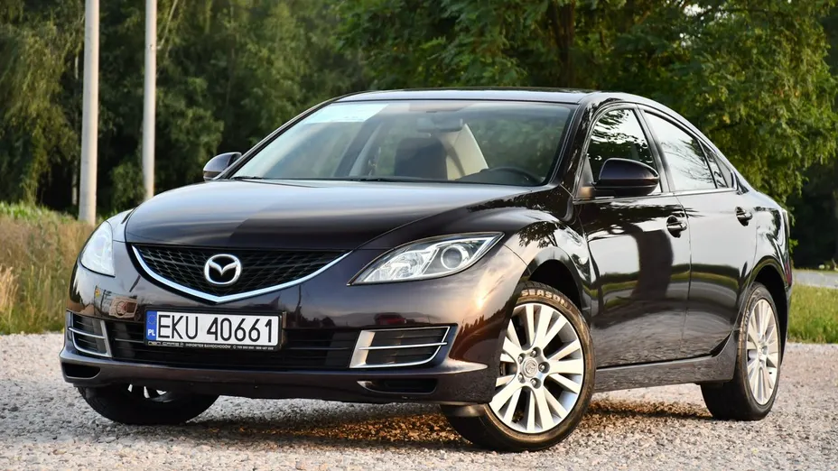MAZDA 6 -