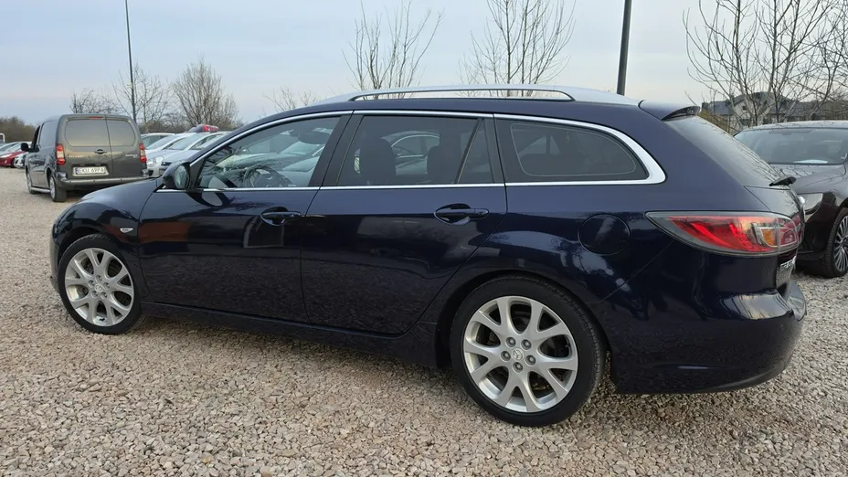 MAZDA 6 -
