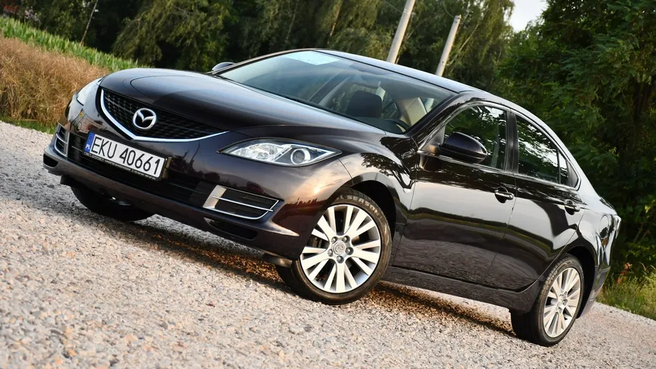 MAZDA 6 -