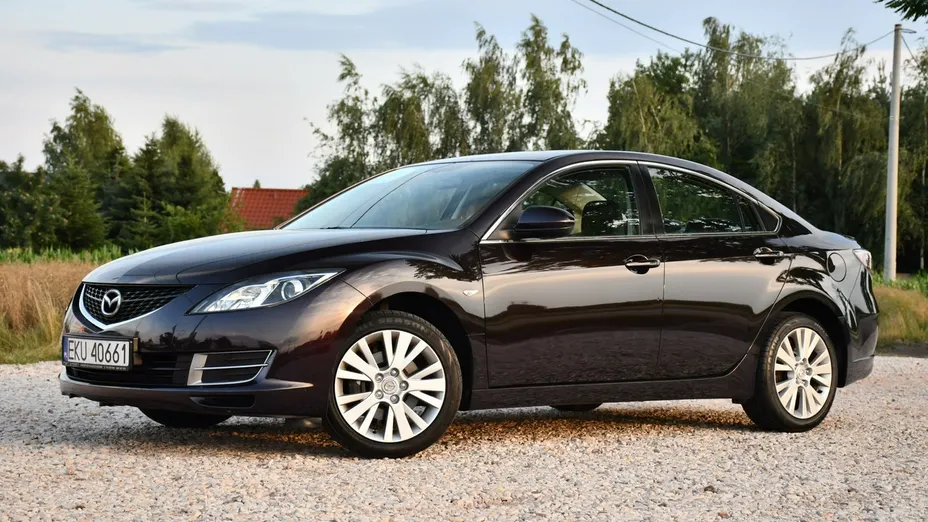 MAZDA 6 -