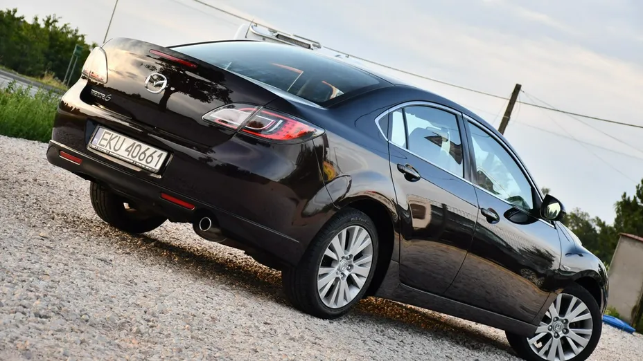 MAZDA 6 -