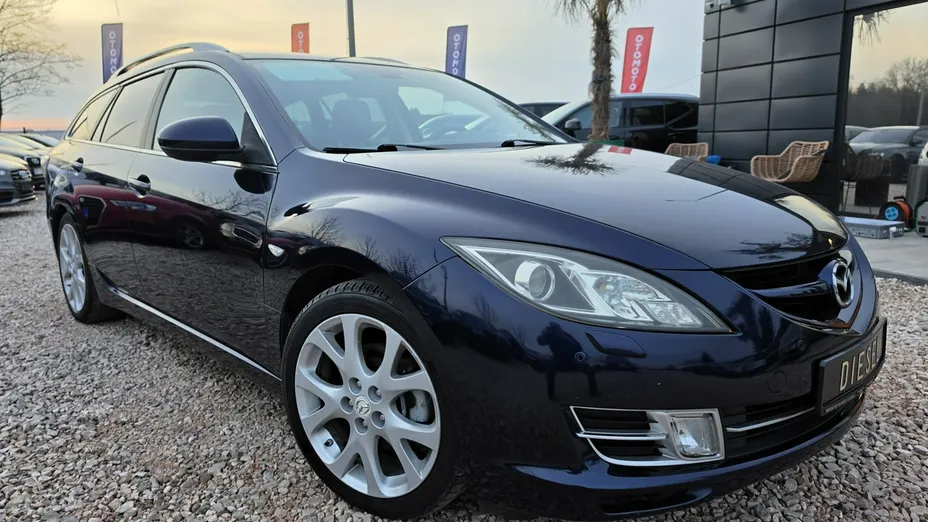MAZDA 6 -