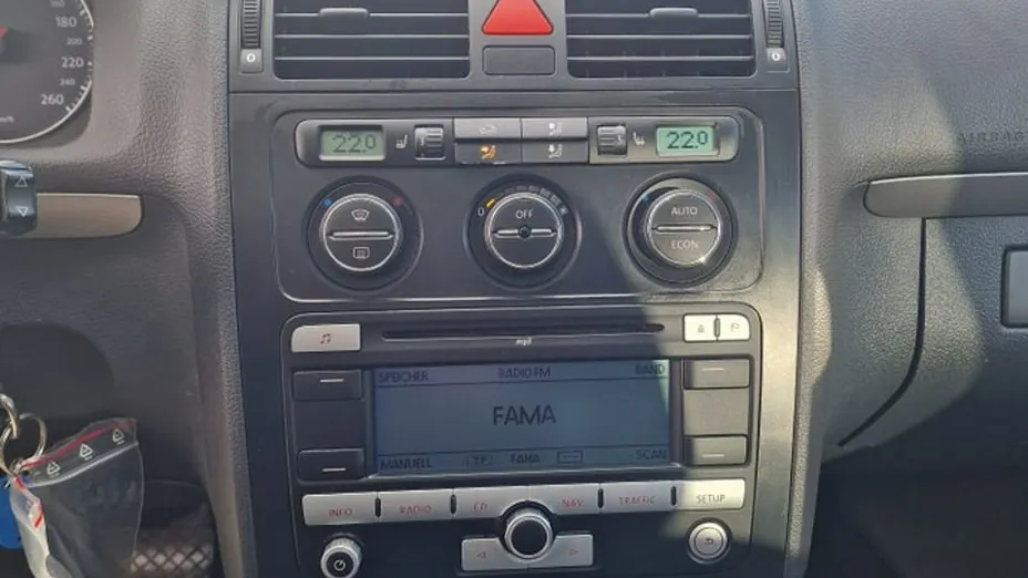 VOLKSWAGEN Touran -
