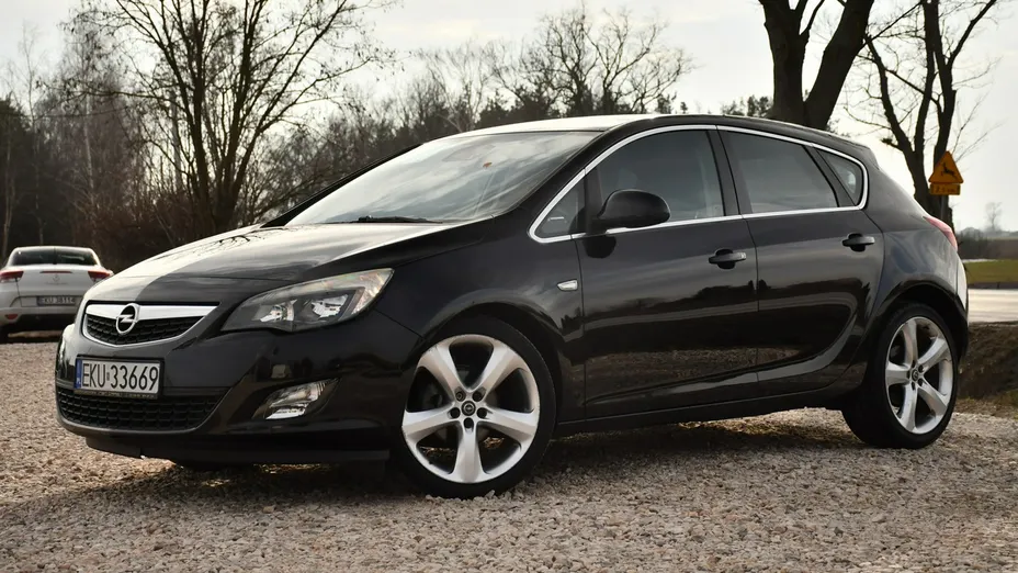 OPEL Astra -