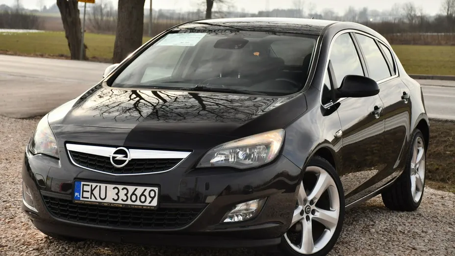 OPEL Astra -