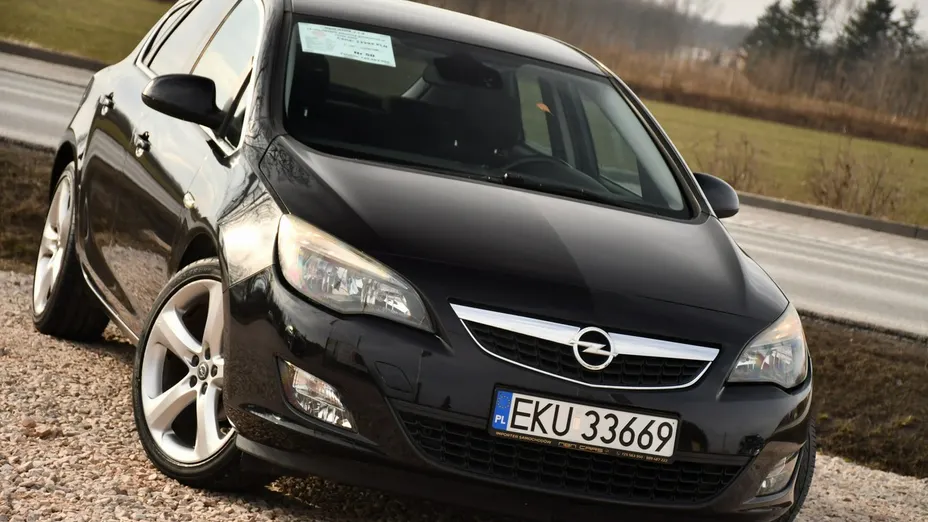 OPEL Astra -
