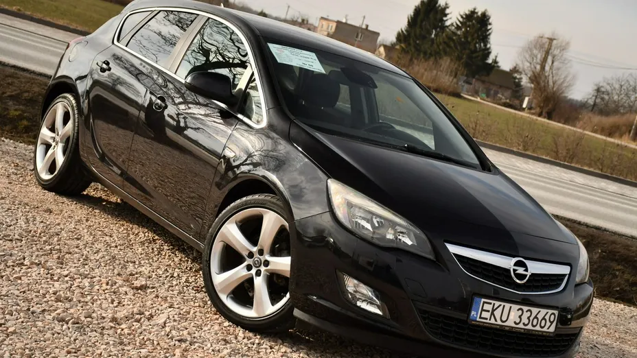 OPEL Astra -