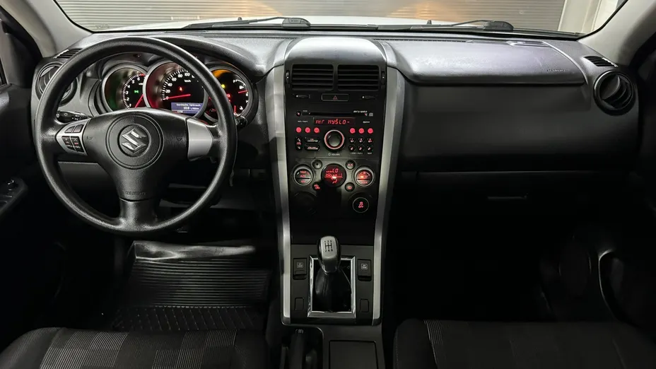 SUZUKI Grand Vitara -