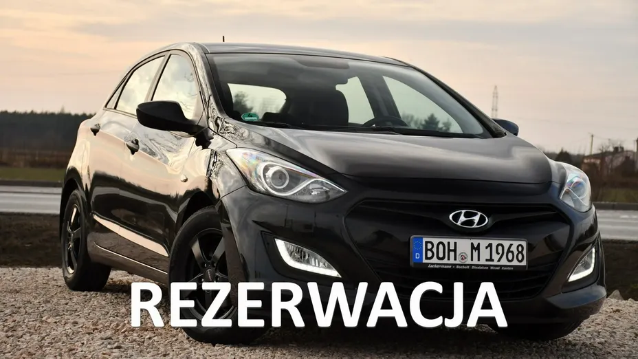HYUNDAI i30 -