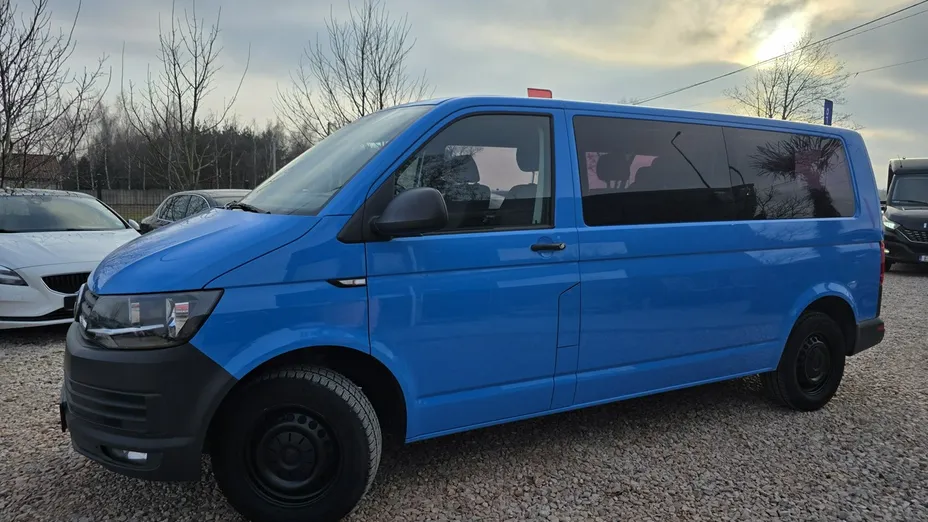 VOLKSWAGEN Transporter -